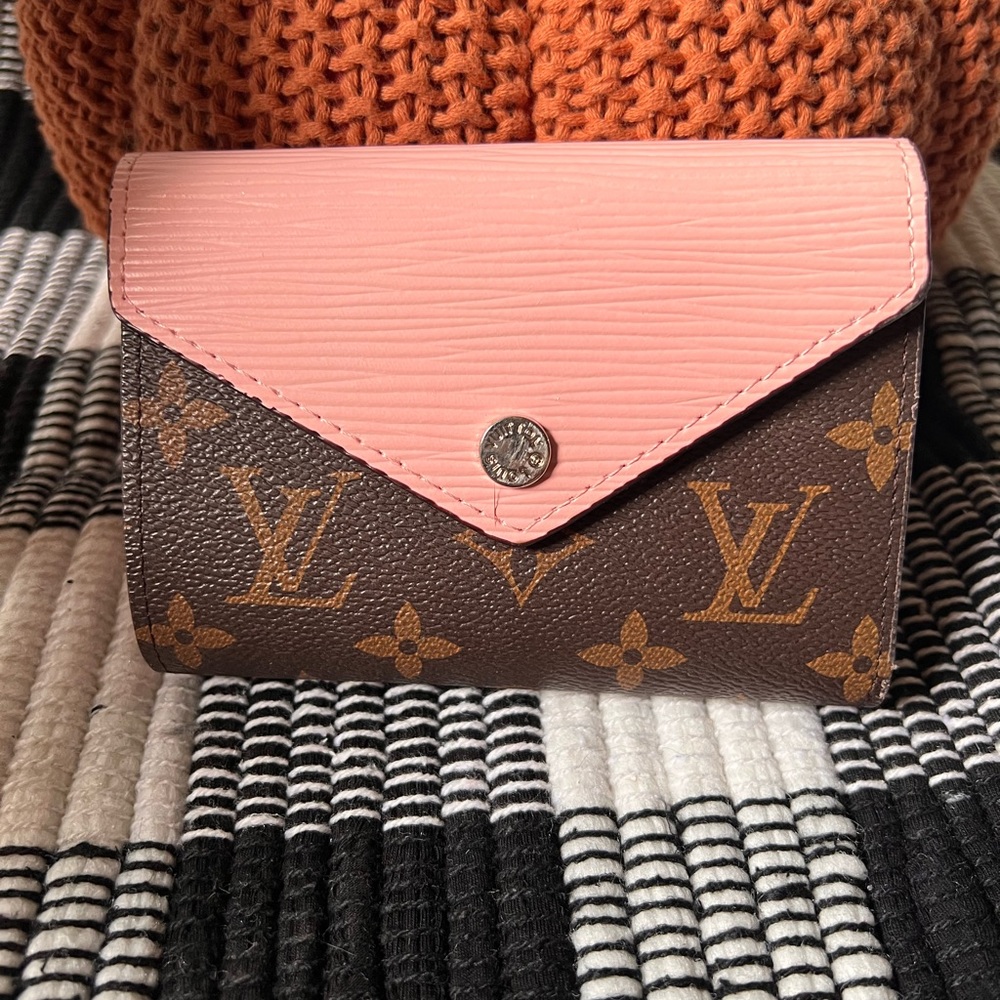 Pink / mono wallet